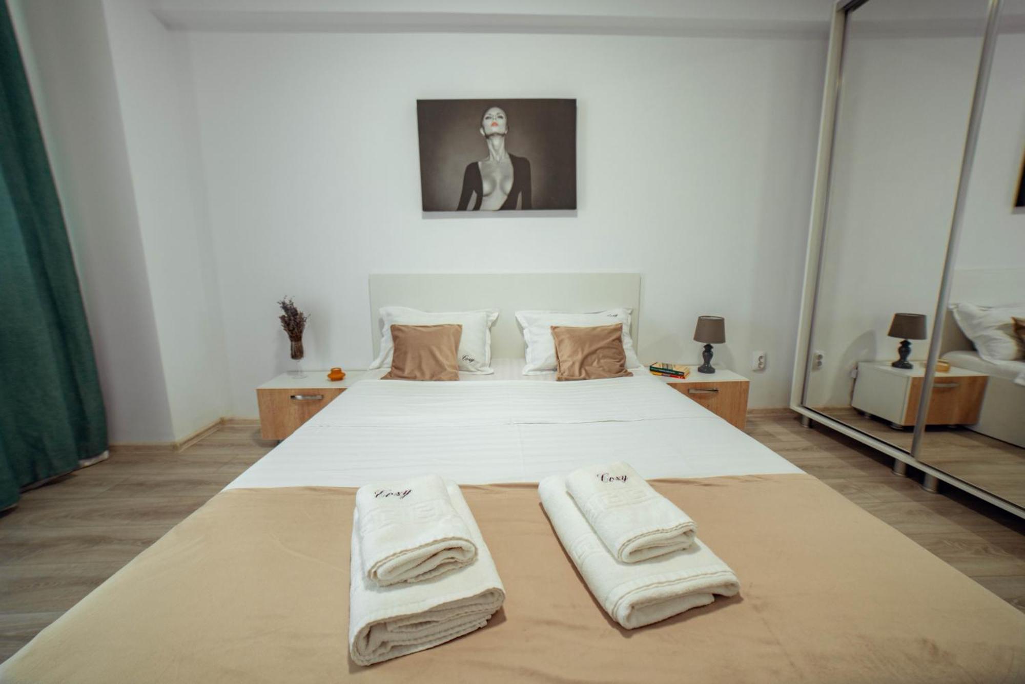 One Residence Collection Apartments Esplanada Tatarasi Iasi Esterno foto